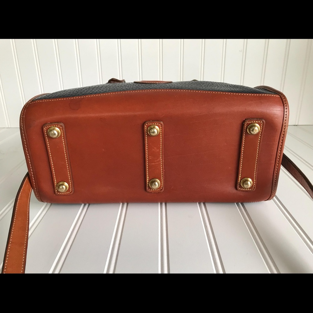 Navy and Brown Leather Handbag. Pics show use. Vintage lovers dream. - Picture 4 of 10